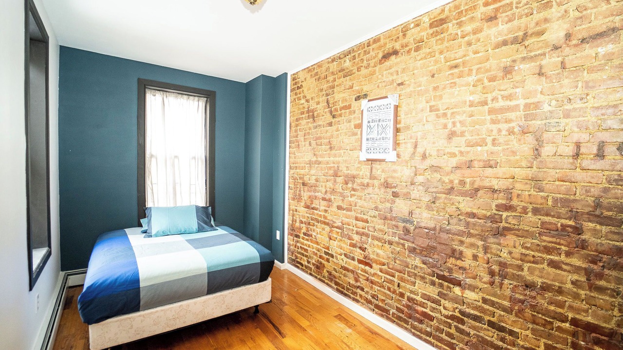 Photo of Bedroom in Brownsville
