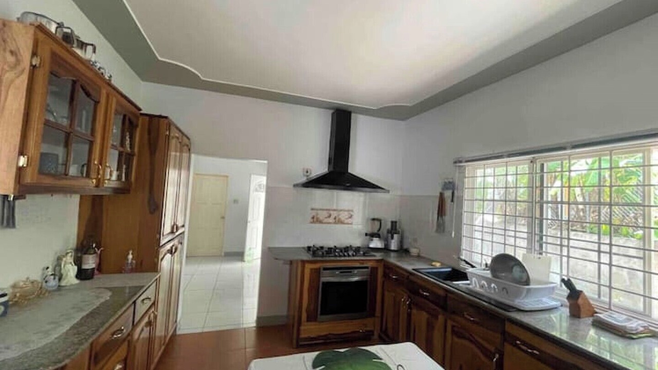 Photo of Kitchen in Yallahs