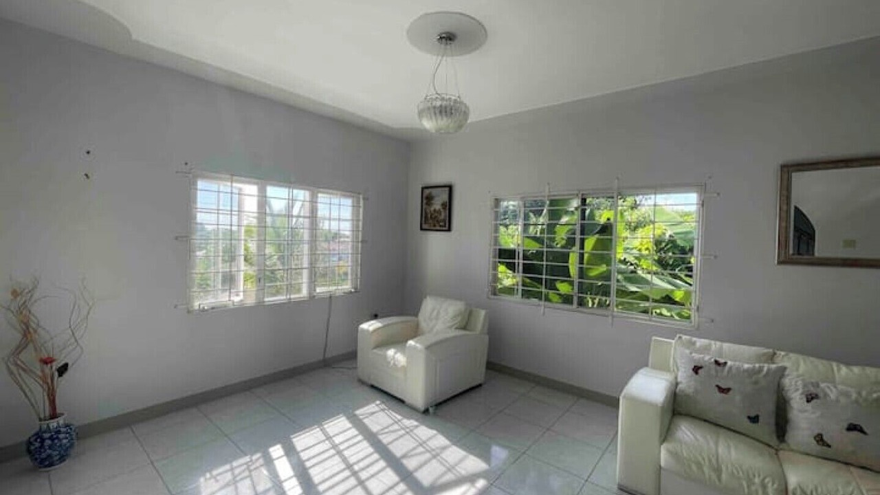 Photo of Livingroom in Yallahs