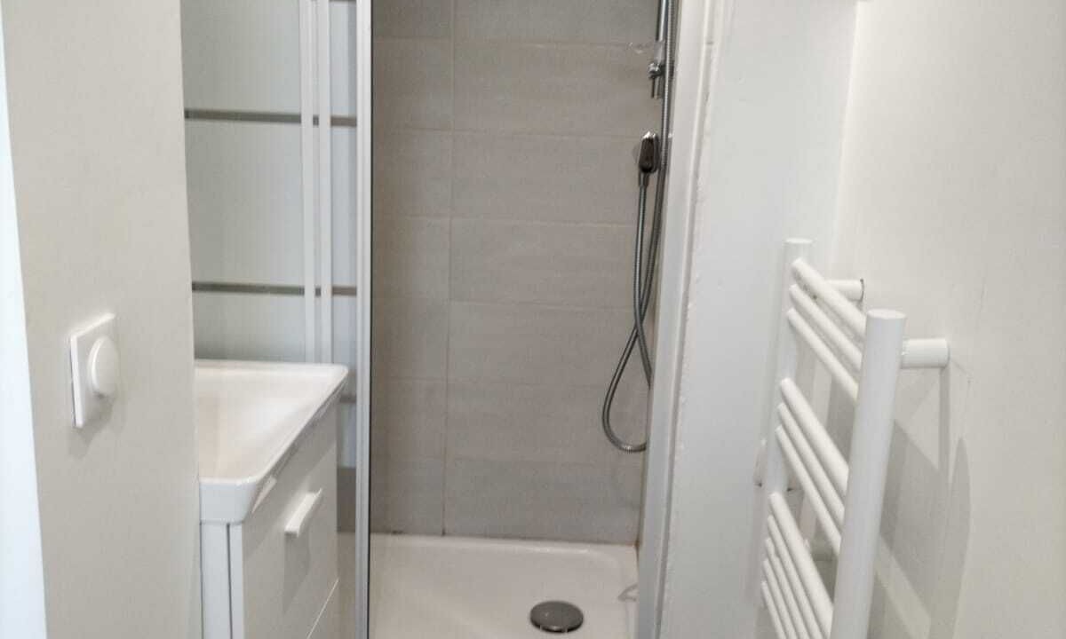 Photo of Bathroom in Antony