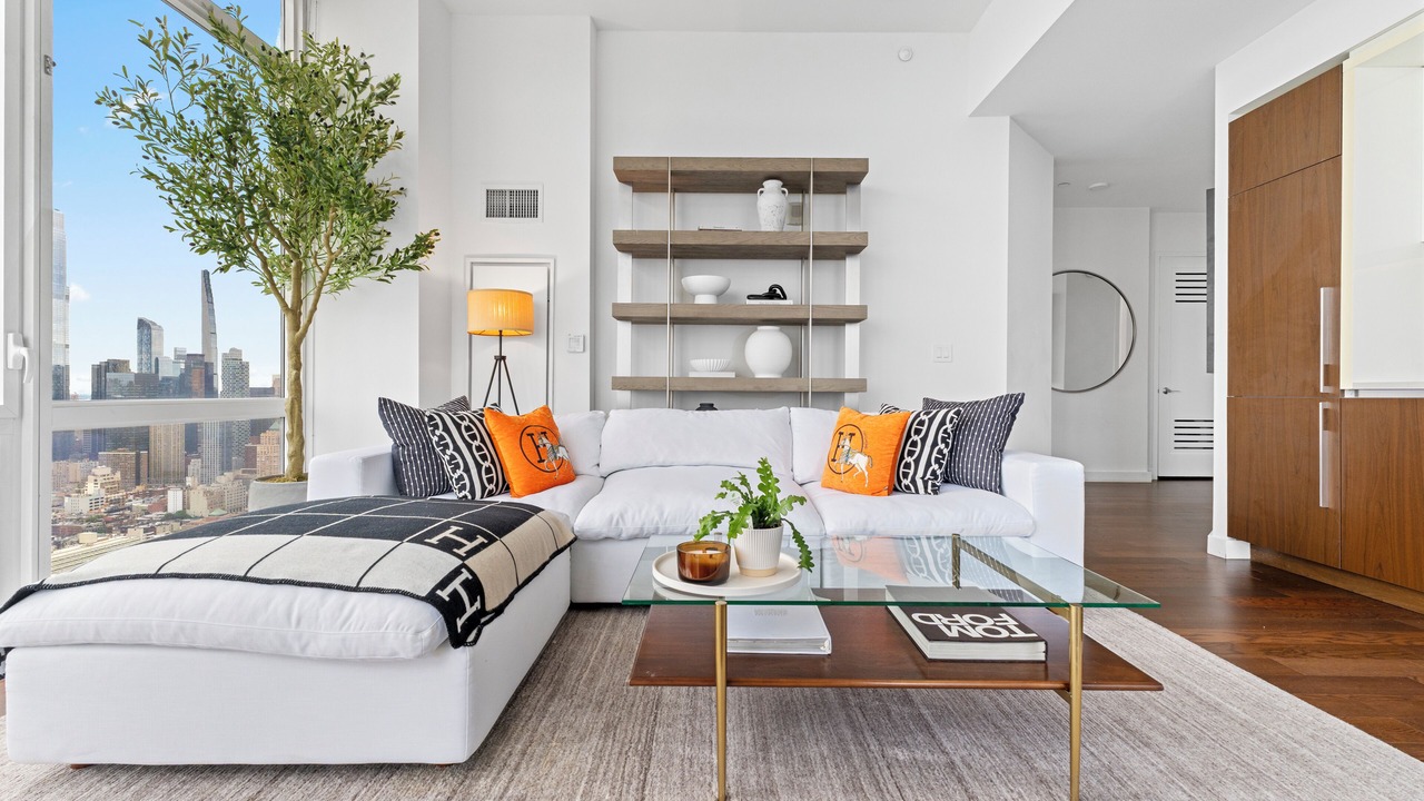 Photo of Livingroom in Hell's Kitchen