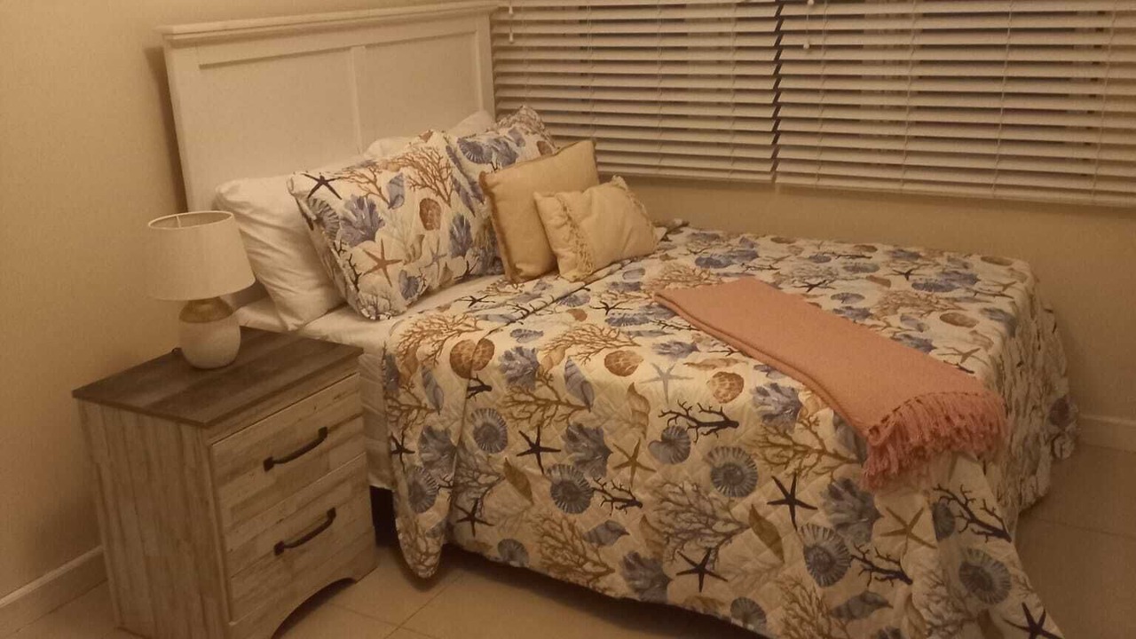 Photo of Bedroom in Nassau