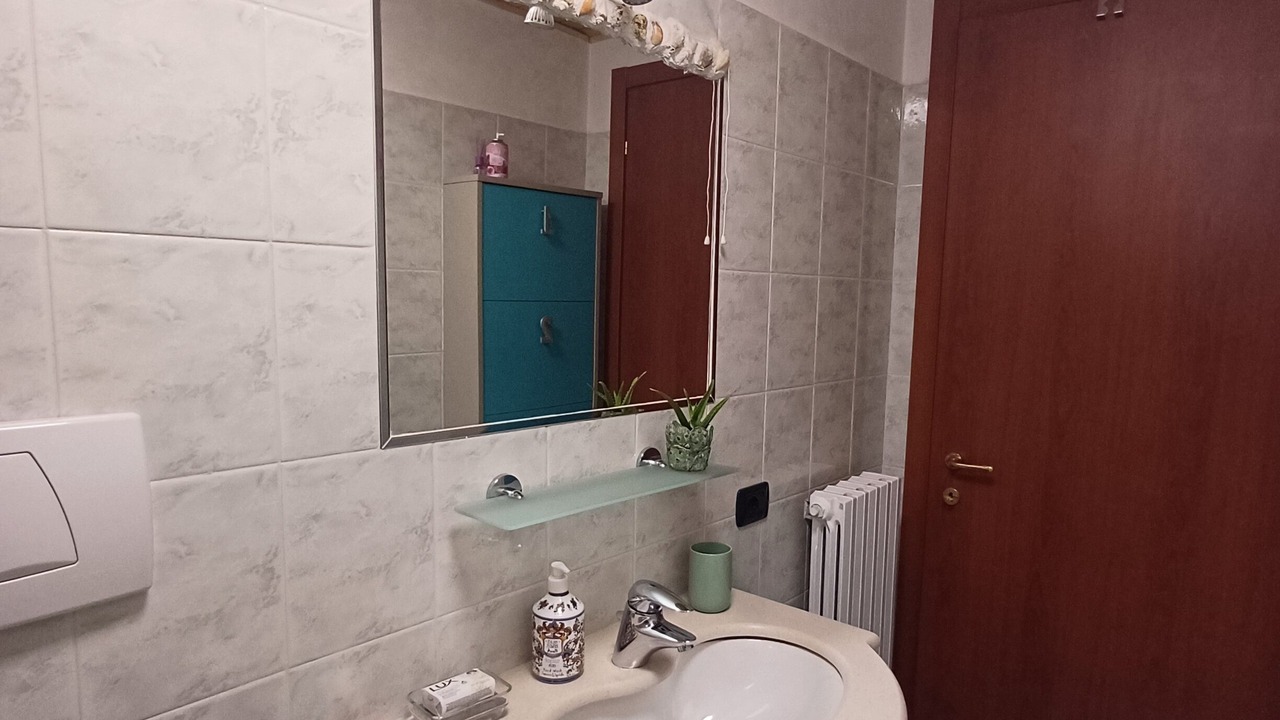 Photo of Bathroom in Ovest