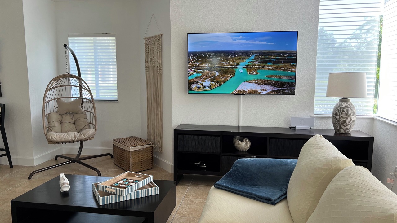 Photo of Livingroom in Alice Town