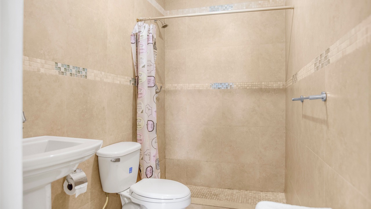 Photo of Bathroom in Gambier