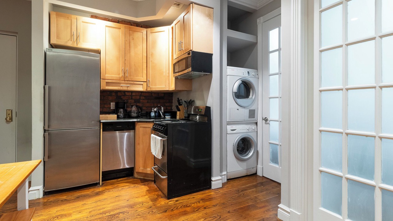 Photo of Kitchen in Tudor City