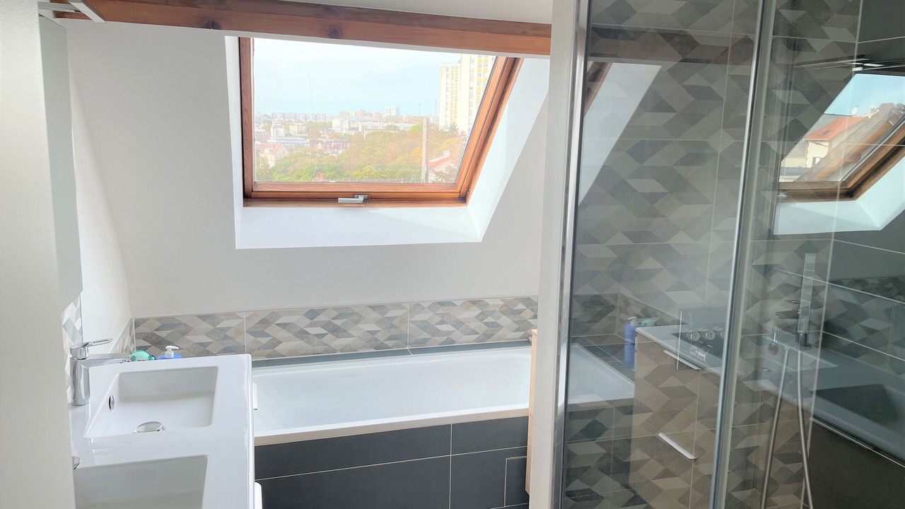 Photo of Bathroom in Cachan