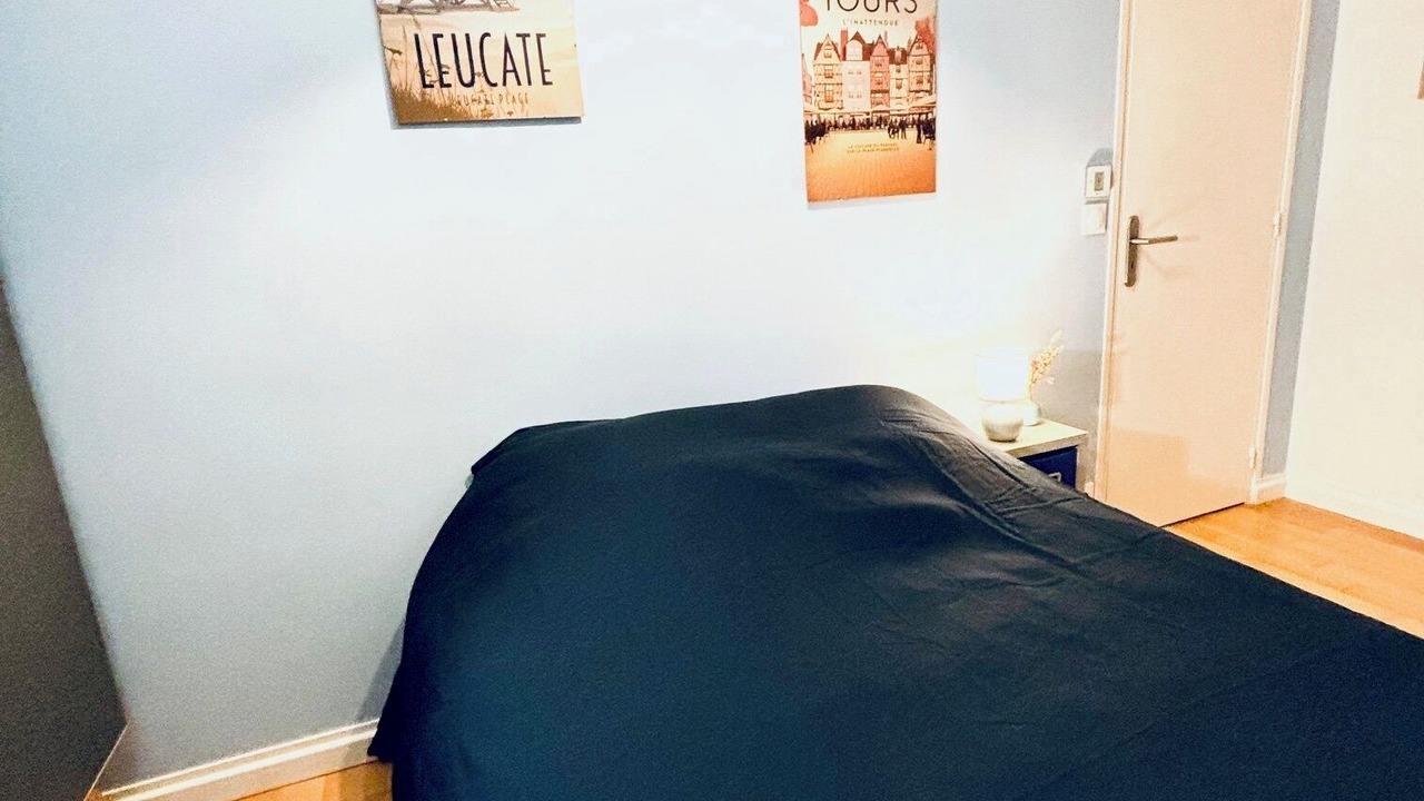 Photo of Bedroom in Cachan