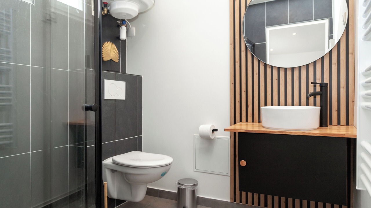 Photo of Bathroom in Antony