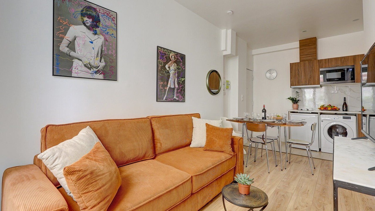 Photo of Livingroom in Hopital Saint-Louis