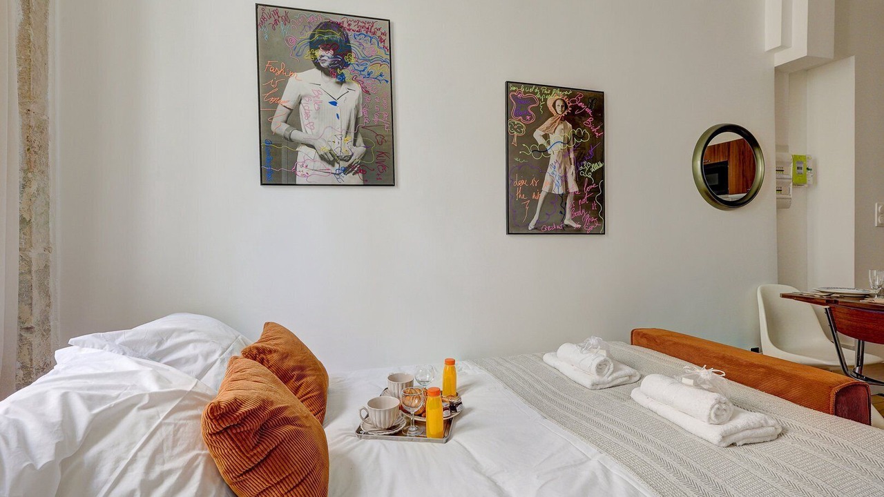 Photo of Bedroom in Hopital Saint-Louis