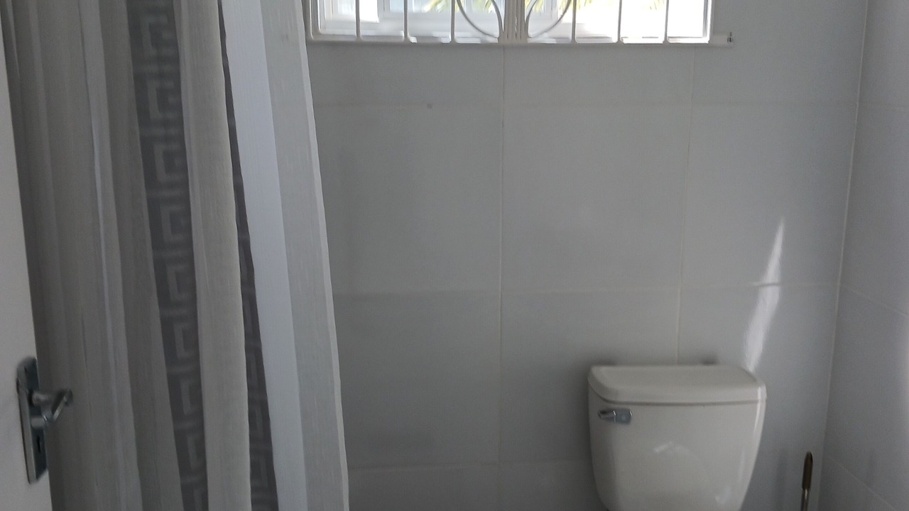 Photo of Bathroom in Tower Isle