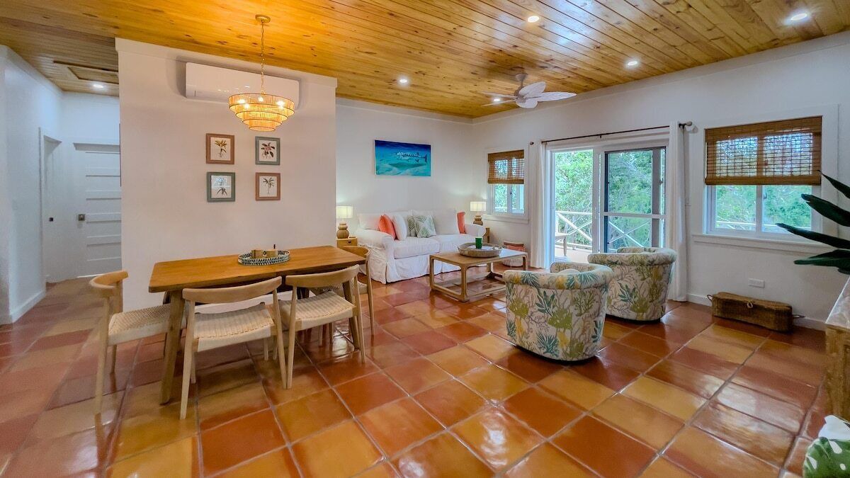 Photo of Bedroom in Governor's Harbour