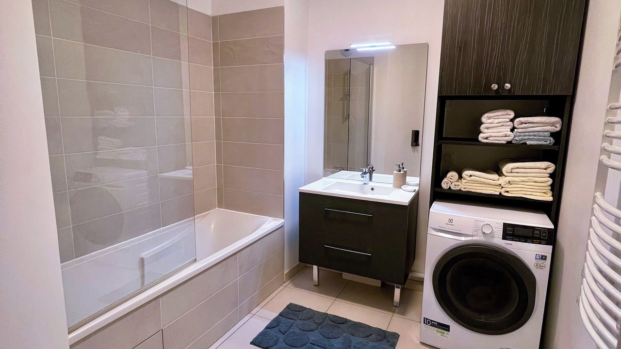 Photo of Bathroom in Clichy