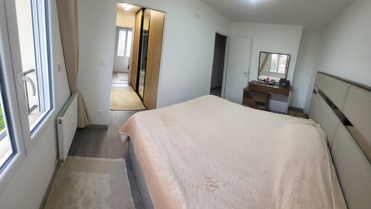 Photo of Bedroom in Gagny