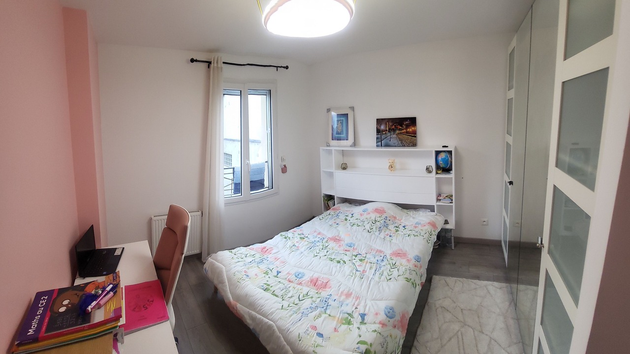Photo of Bedroom in Gagny