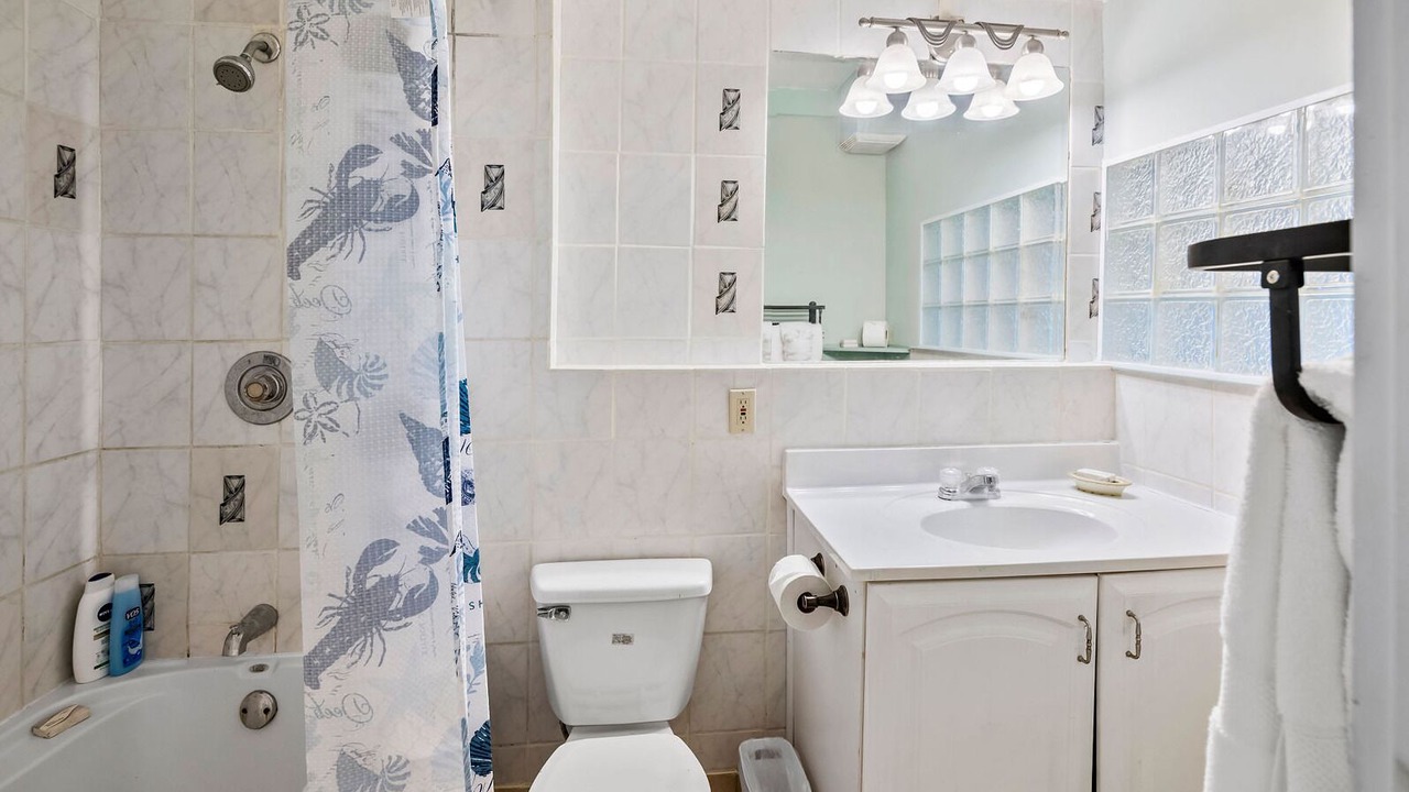 Photo of Bathroom in George Town