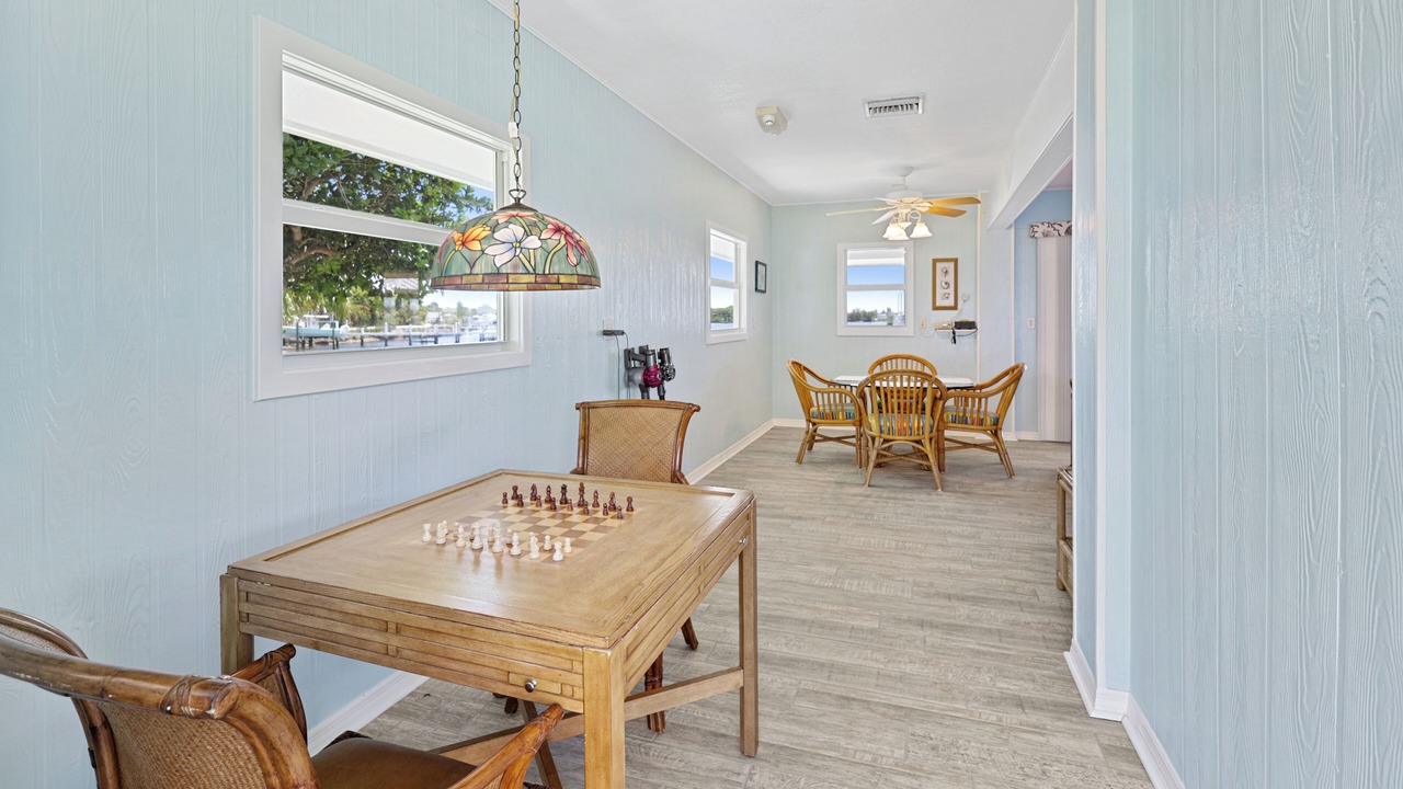 Photo of Bedroom in Green Turtle Cay