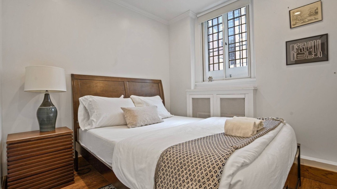 Photo of Bedroom in Midtown East