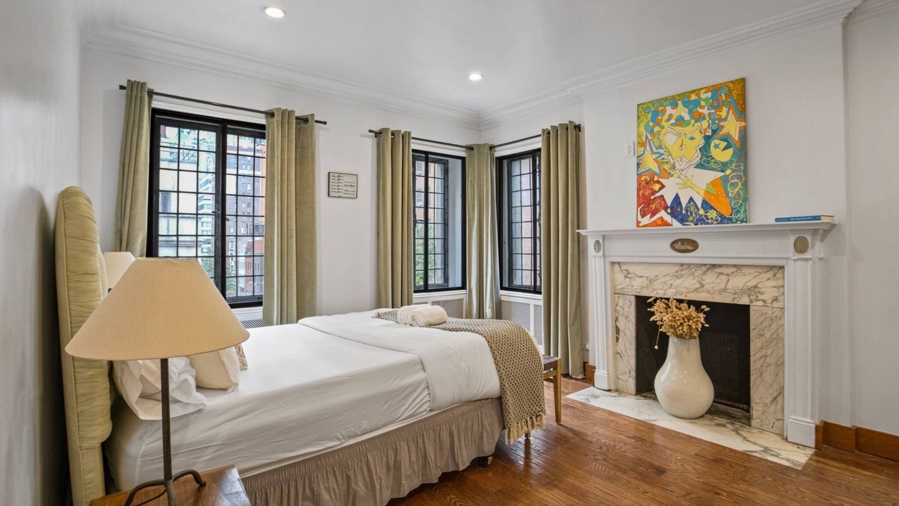Photo of Bedroom in Midtown East