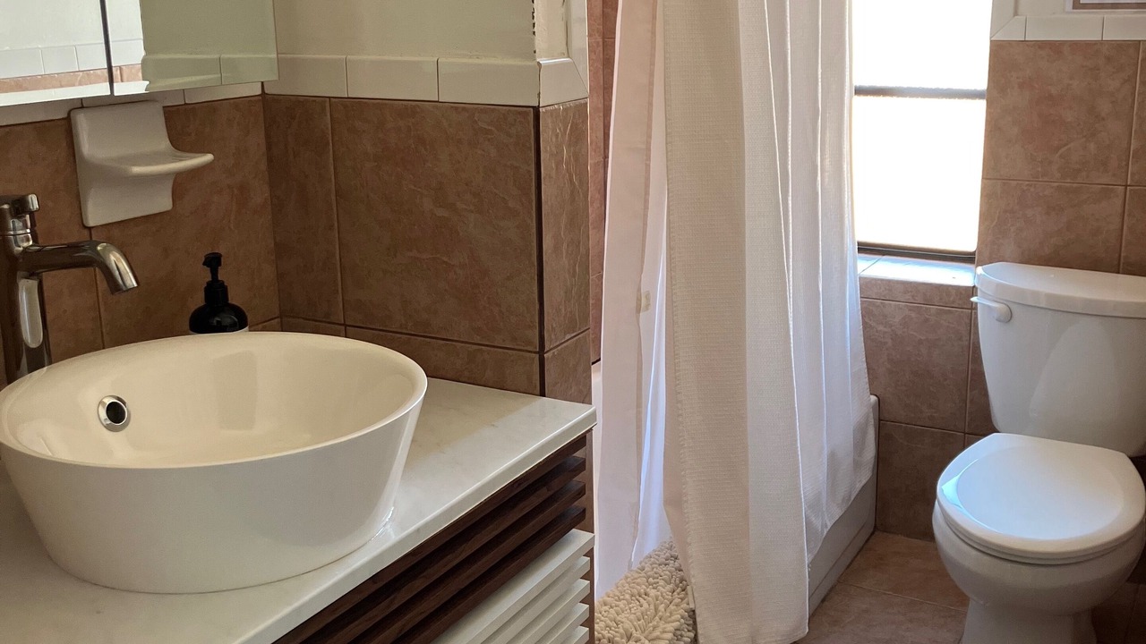 Photo of Bathroom in Central Park North