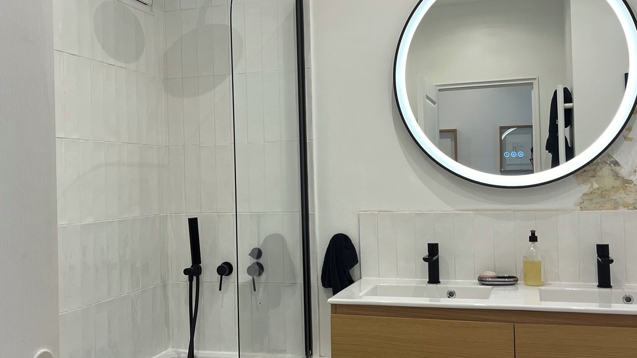 Photo of Bathroom in Quartier de la Goutte-d'Or