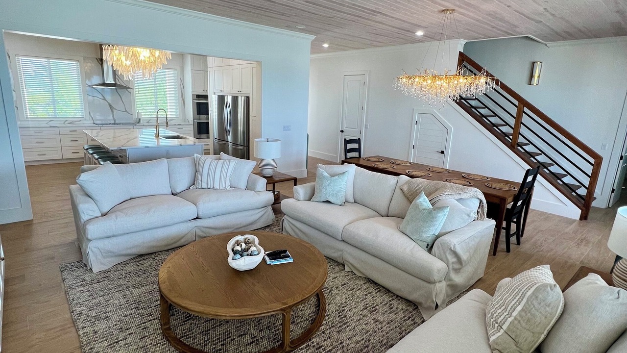 Photo of Livingroom in Treasure Cay