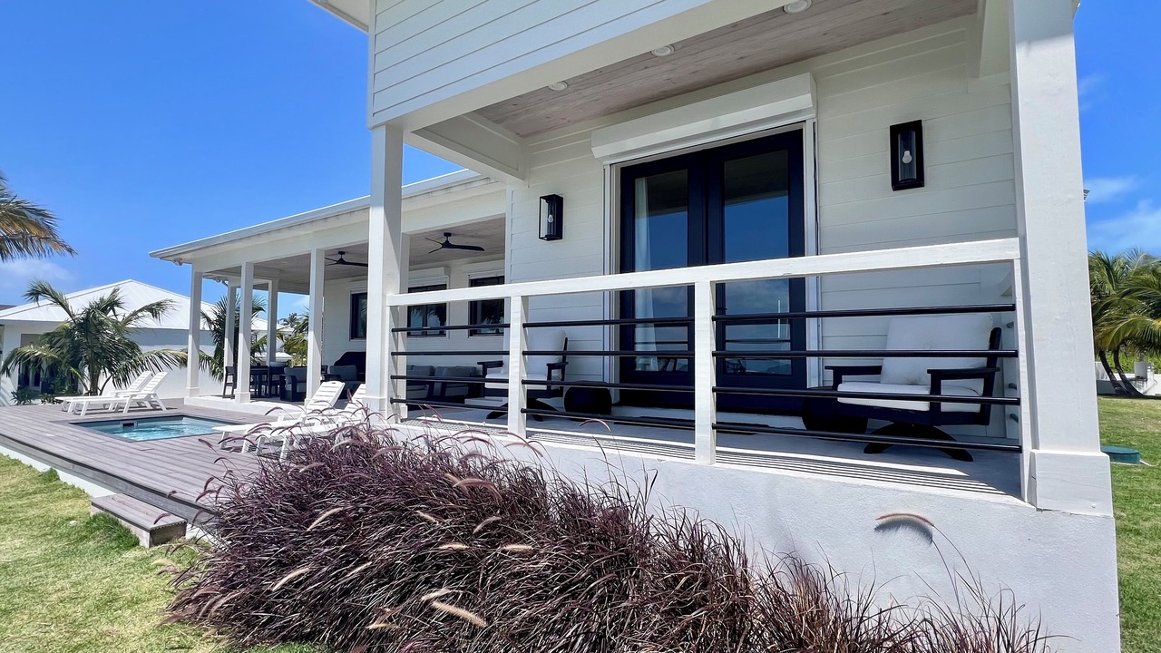 Photo of Patio Balcony in Treasure Cay