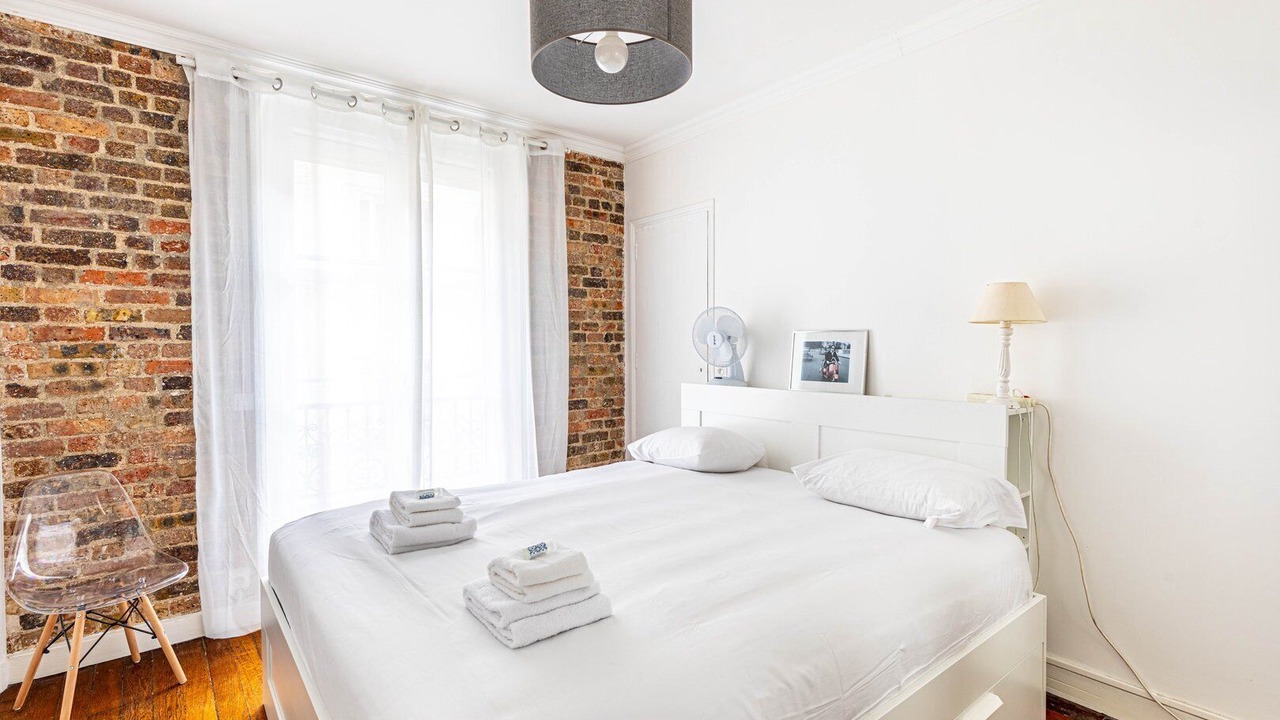 Photo of Bedroom in Hopital Saint-Louis