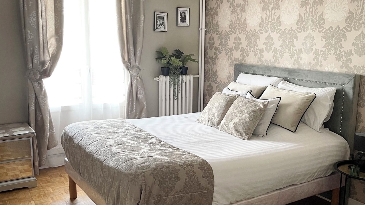 Photo of Bedroom in Cachan