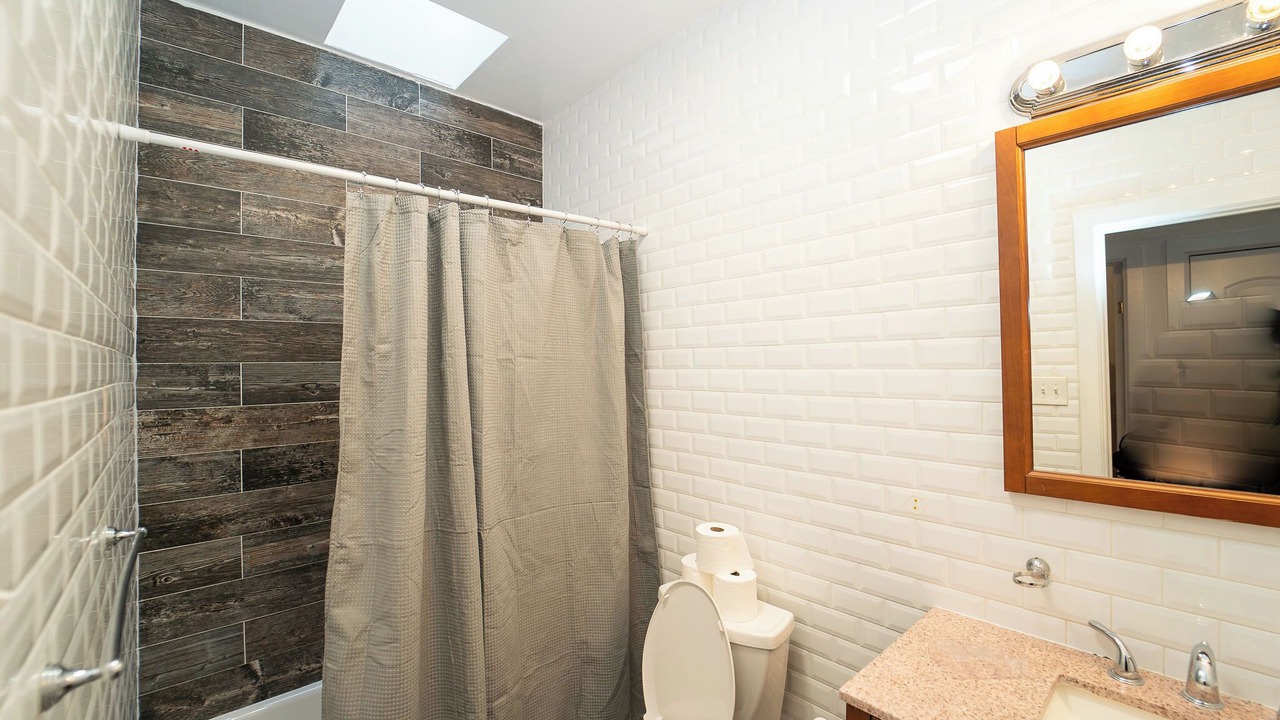 Photo of Bathroom in Crown Heights