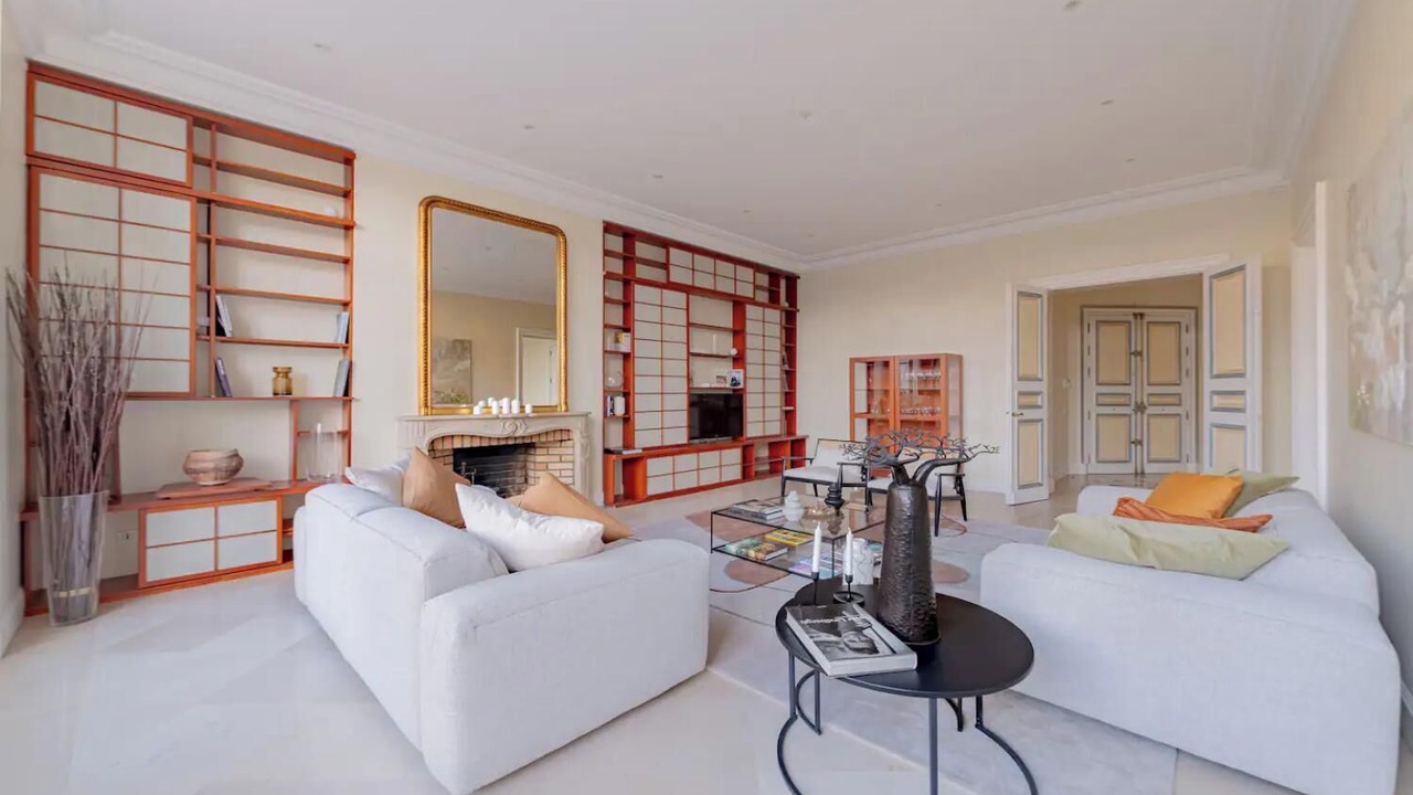 Photo of Livingroom in Quartier de la Monnaie