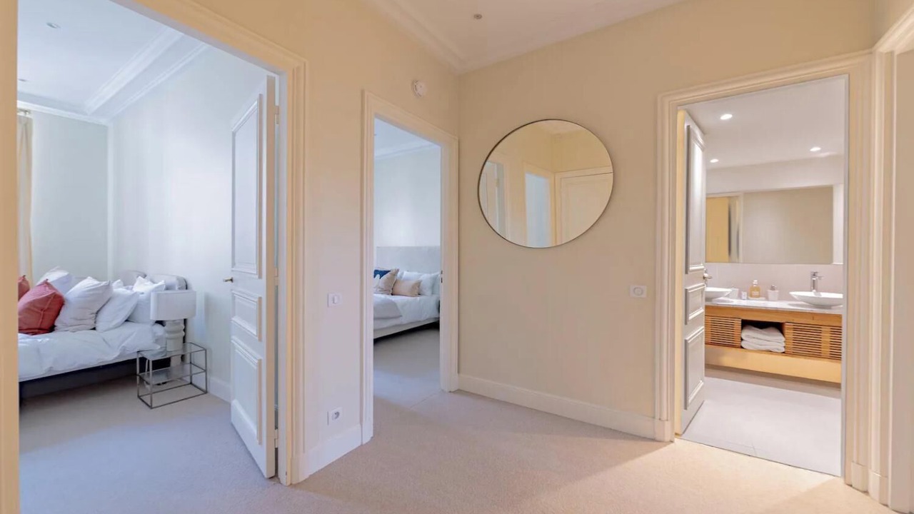 Photo of Bedroom in Quartier de la Monnaie