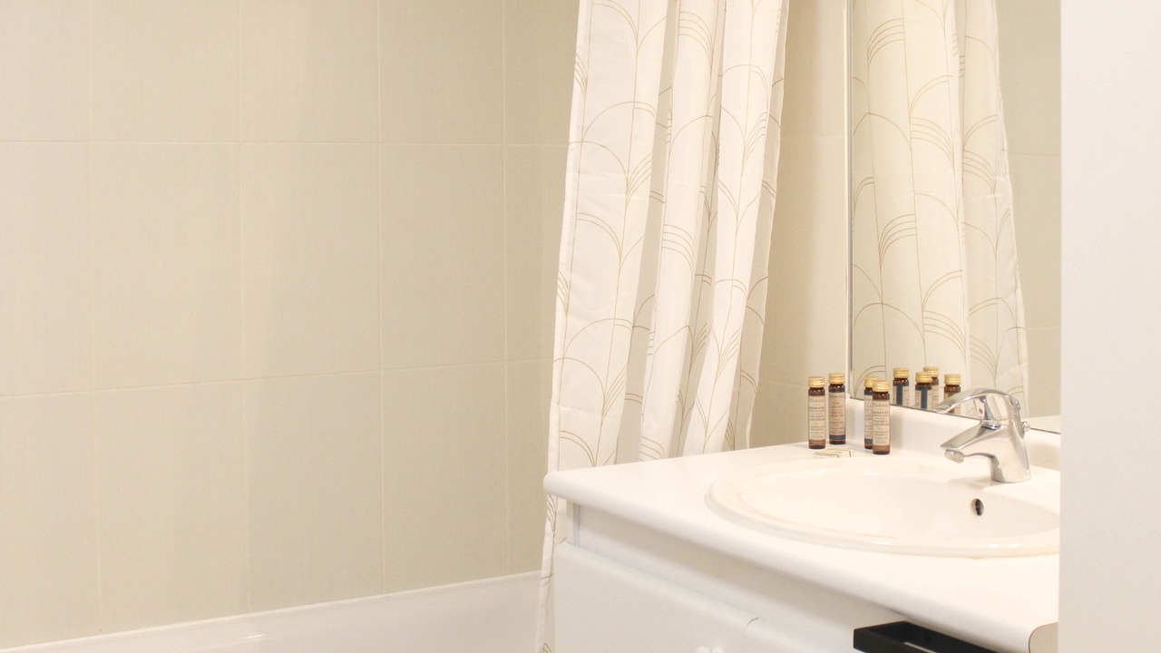 Photo of Bathroom in Bagnolet