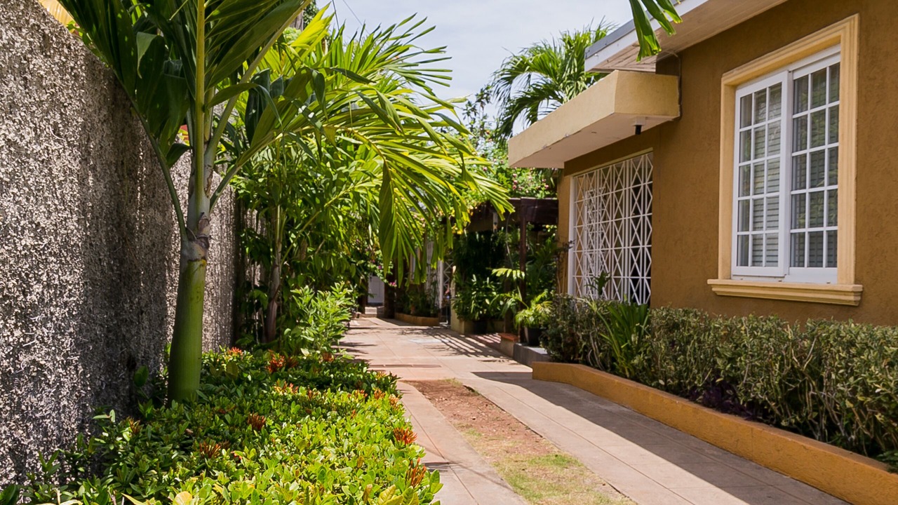 Photo of Others in Molynes Gardens