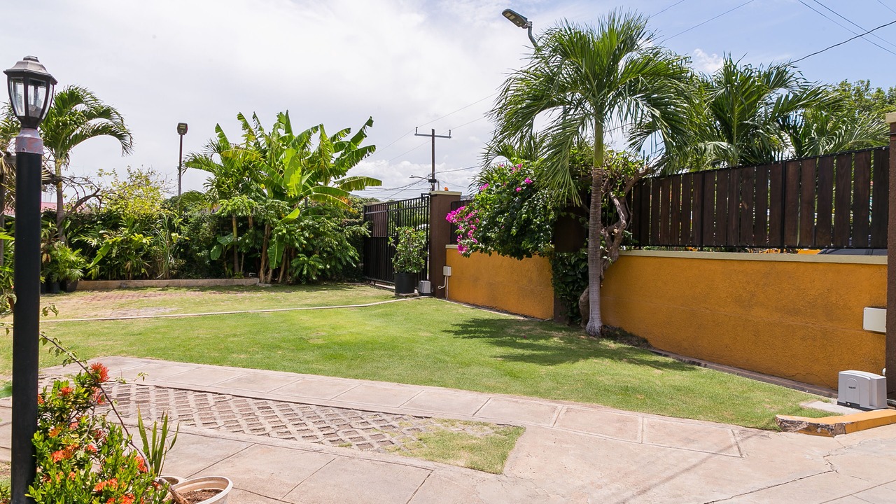 Photo of Others in Molynes Gardens