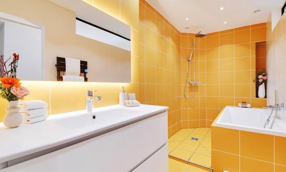 Photo of Bathroom in Montparnasse