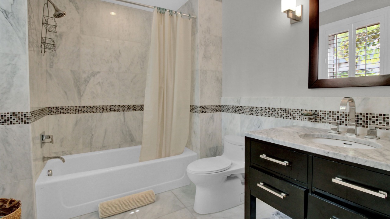 Photo of Bathroom in Nassau