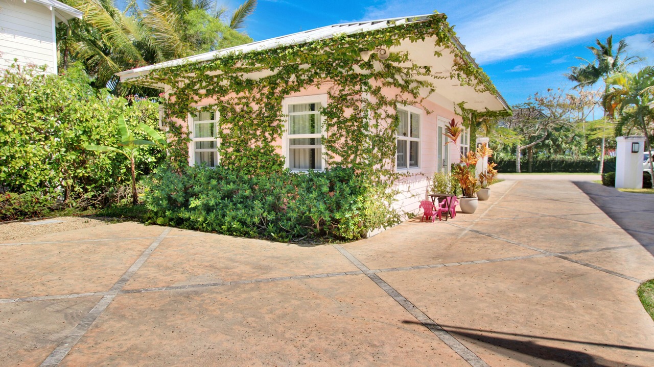 Photo of Outdoor in Nassau