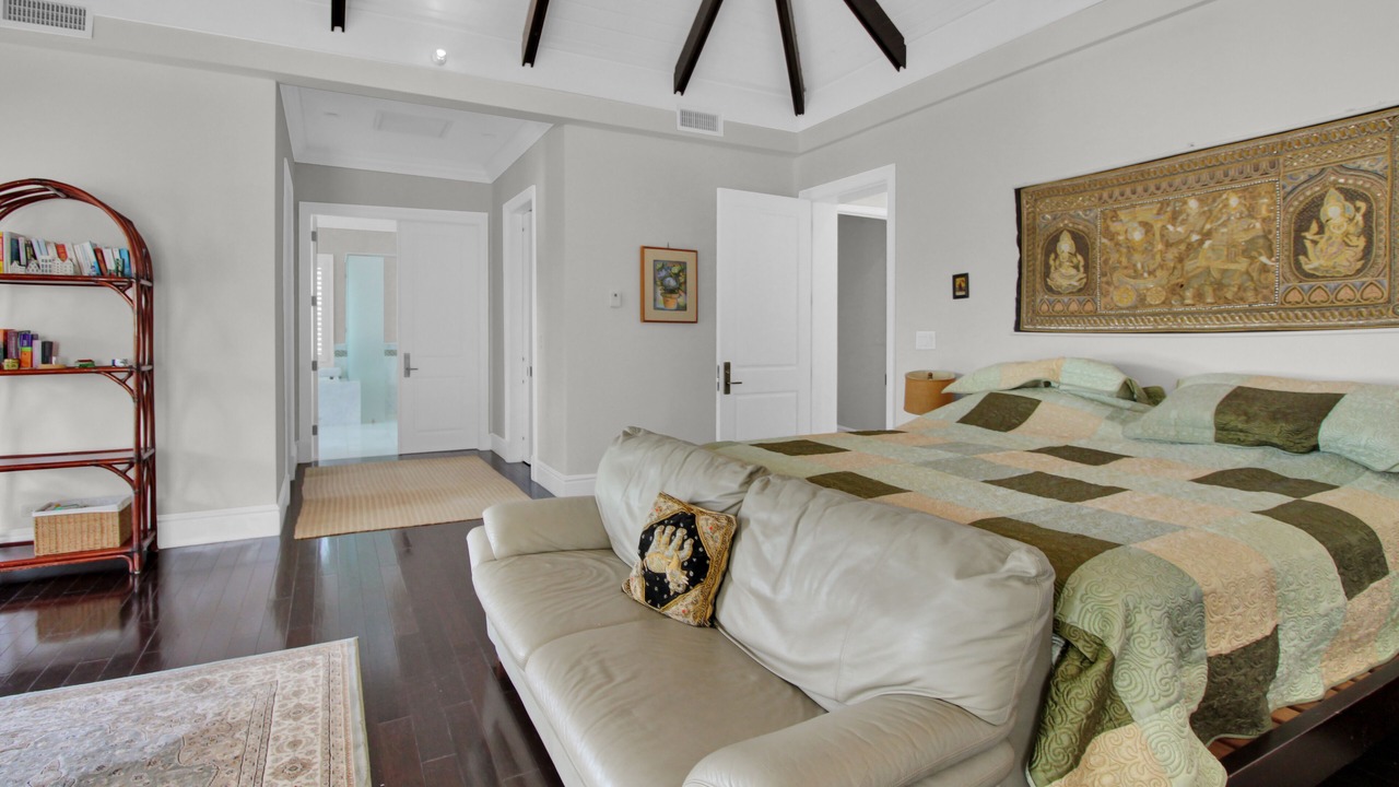 Photo of Bedroom in Nassau