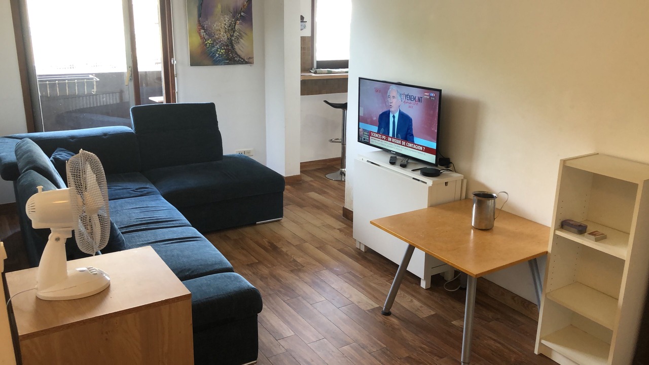 Photo of Livingroom in Cachan