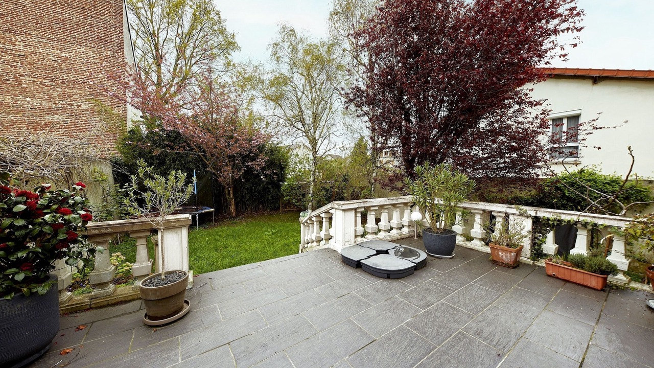 Photo of Patio Balcony in Aulnay-sous-Bois