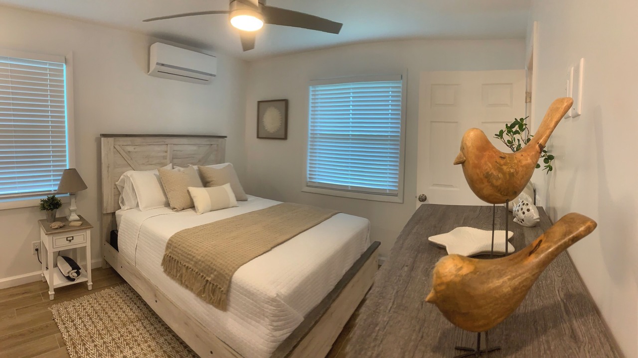 Photo of Bedroom in Treasure Cay