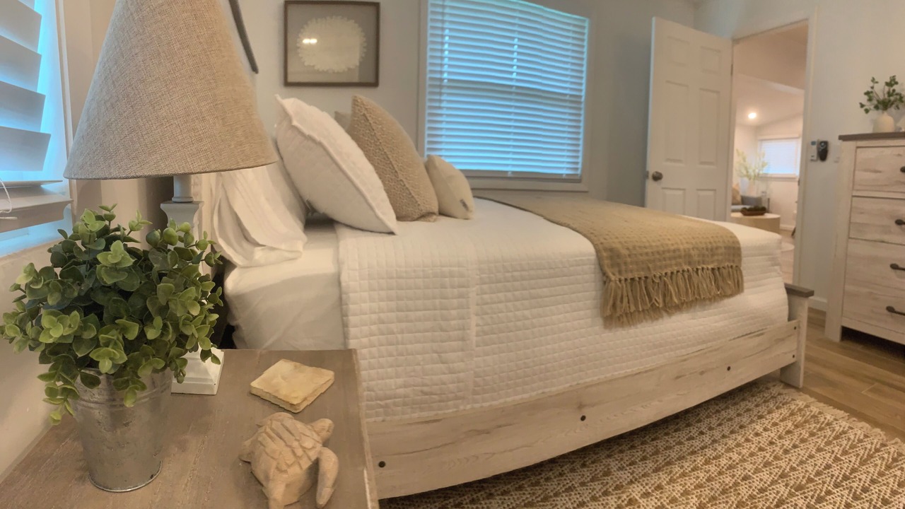 Photo of Bedroom in Treasure Cay