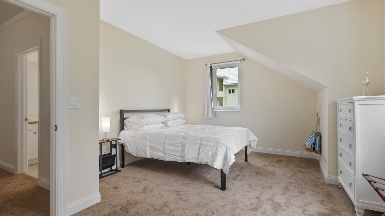 Photo of Bedroom in Paradise Island