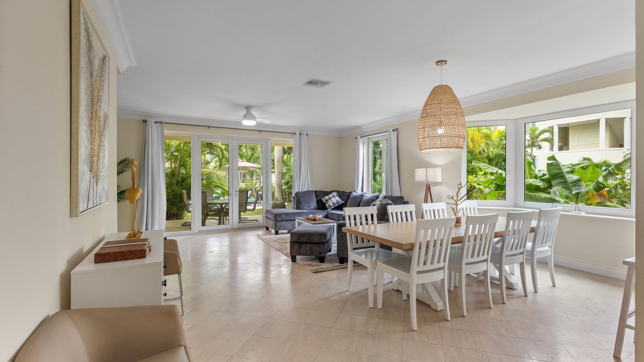 Photo of Livingroom in Paradise Island