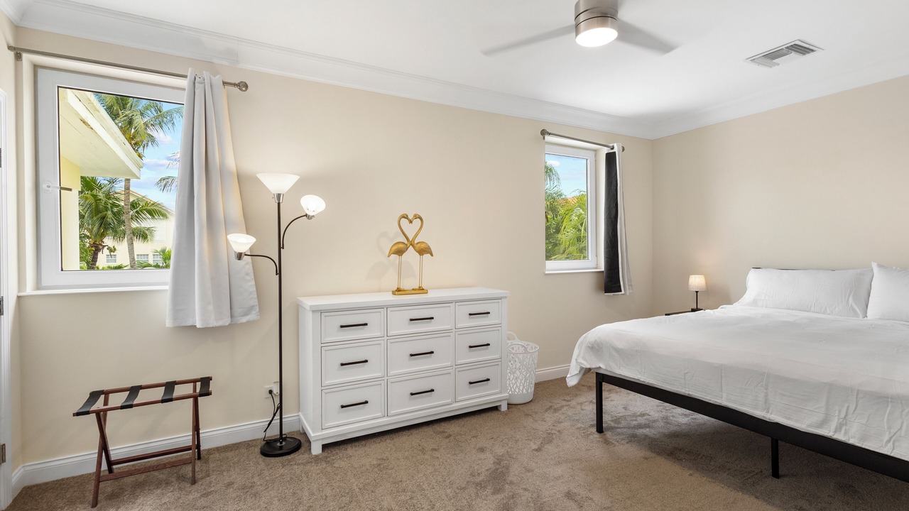 Photo of Bedroom in Paradise Island