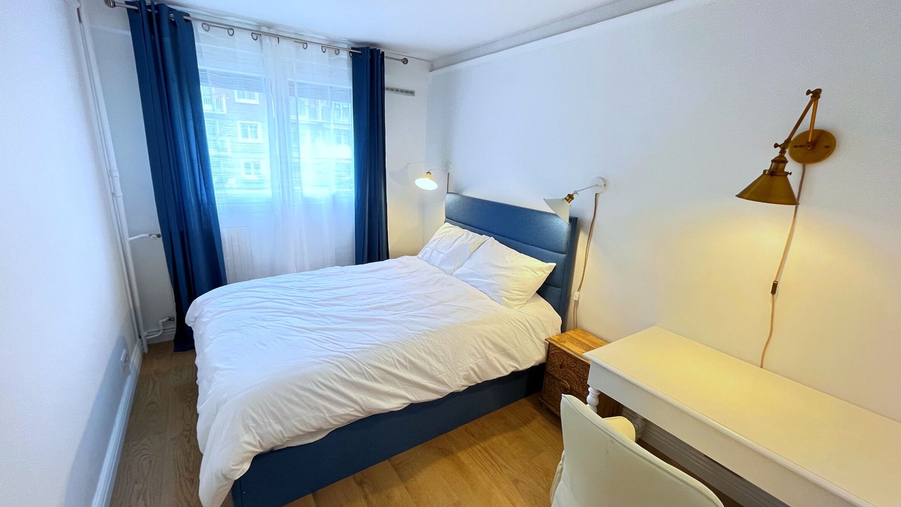 Photo of Bedroom in Sceaux