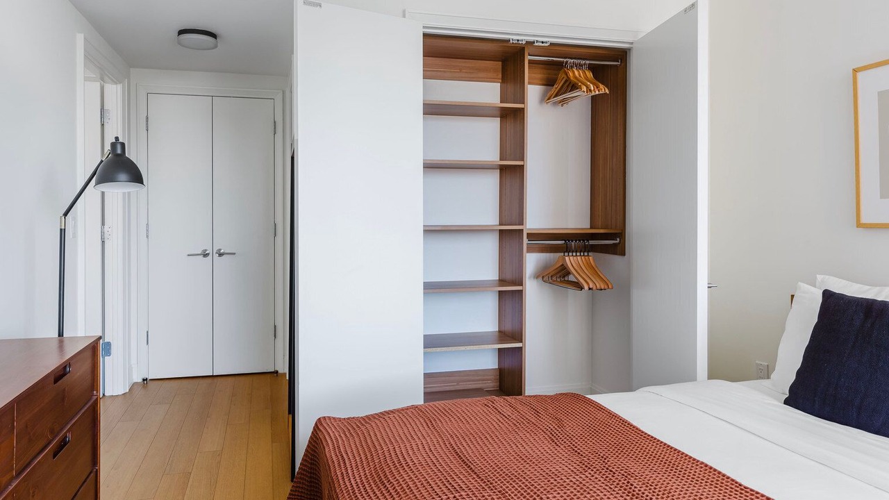 Photo of Bedroom in Sutton Place