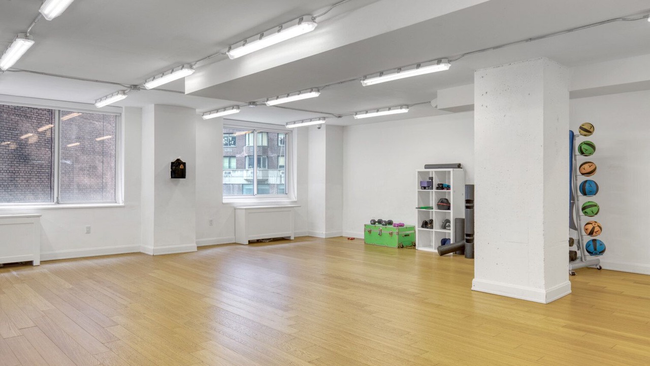 Photo of Others in Sutton Place